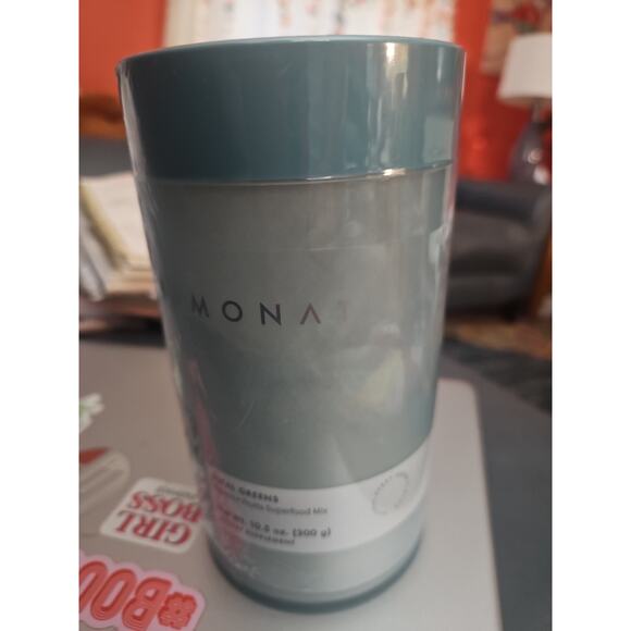 Monat Total Greens Superfood Mix Natural Berry Flavor 10.5 oz NEW Exp 4/2026 - Picture 1 of 4